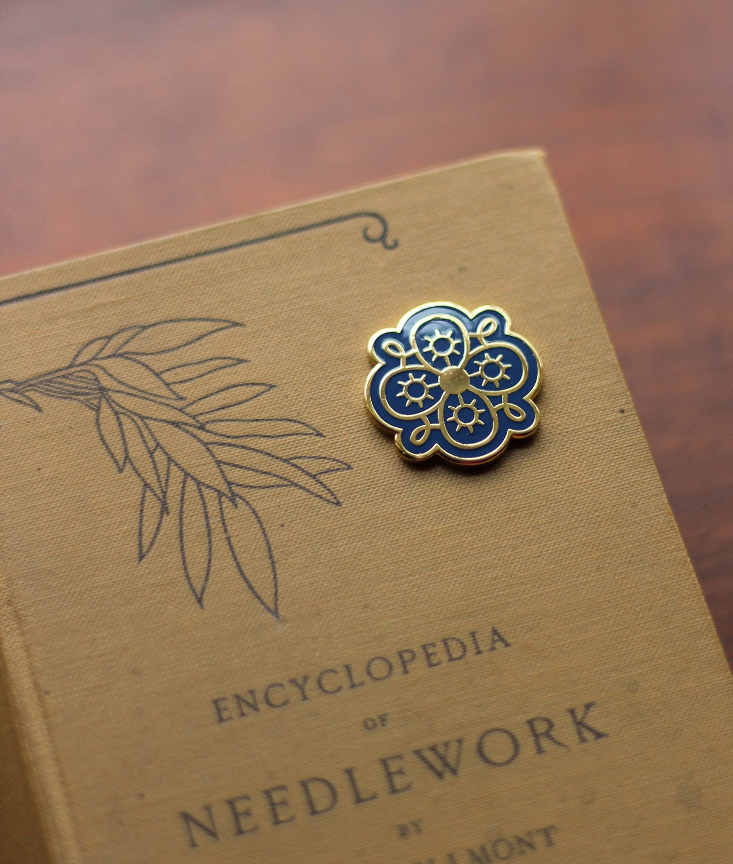 Pumpkin Seed - Byzantine Inspired Needle Minder