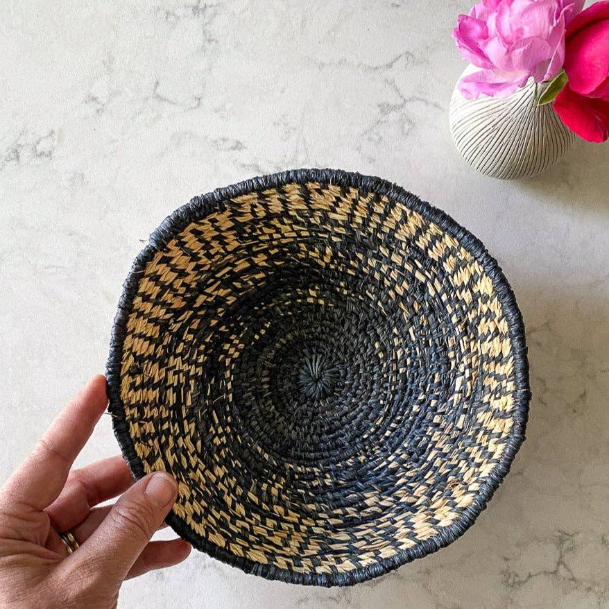 Calliope Basket Kit (Makes 2): Black and Natural