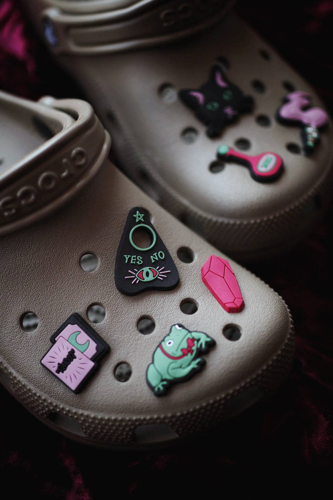 Witch Essentals 2 Shoe Charms: CRYSTAL