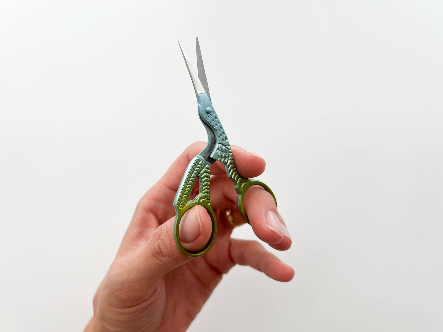 Stork Embroidery Scissors - Assorted Colors