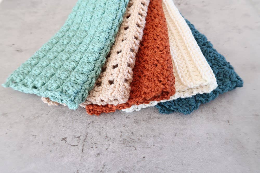 Learn to Crochet in 10 Easy Lessons