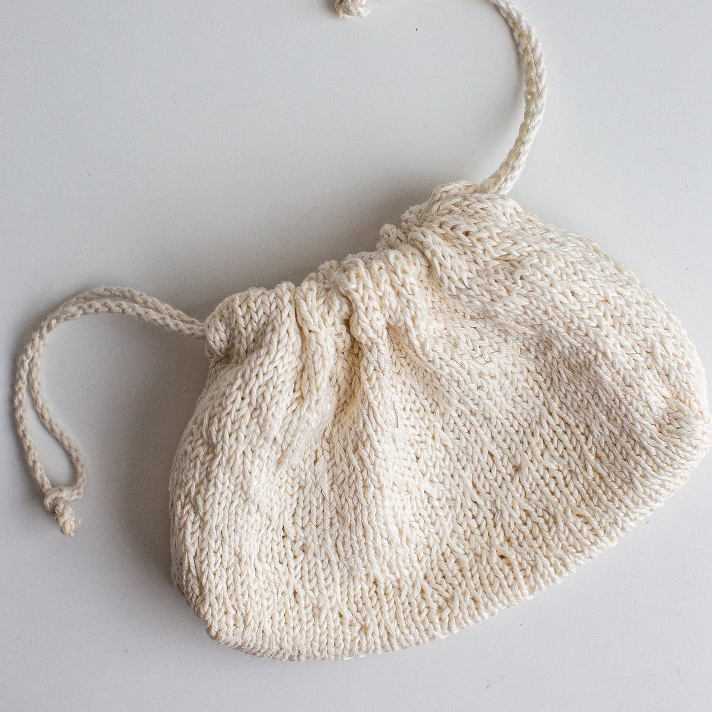 Trellis Stitch Drawstring Bag Kit: Rust / Without Needles