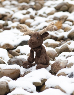 Logan the Moose Crochet Kit