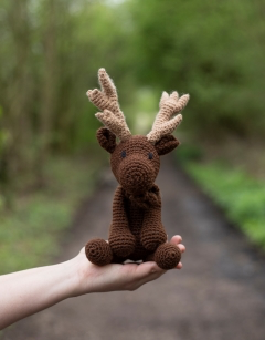 Logan the Moose Crochet Kit