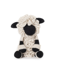 Lisa the Valais Blacknose Sheep Crochet Kit