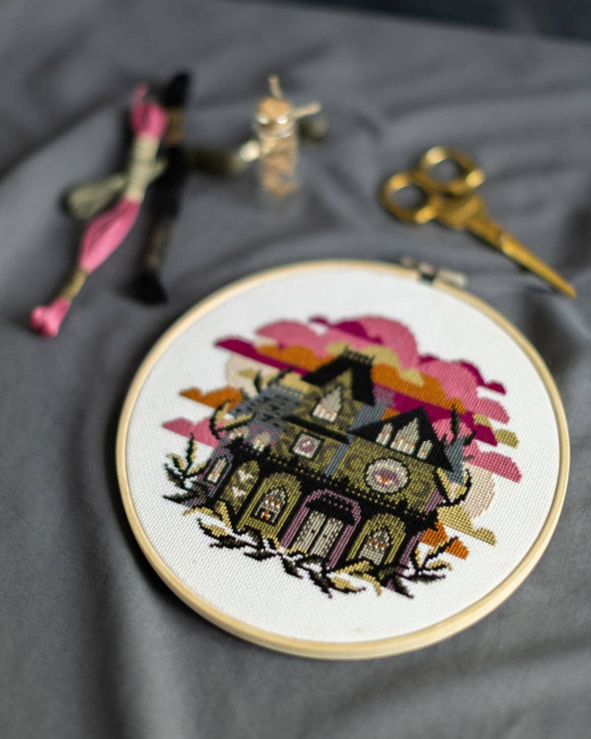 'The Mansion' Cross Stitch Kit