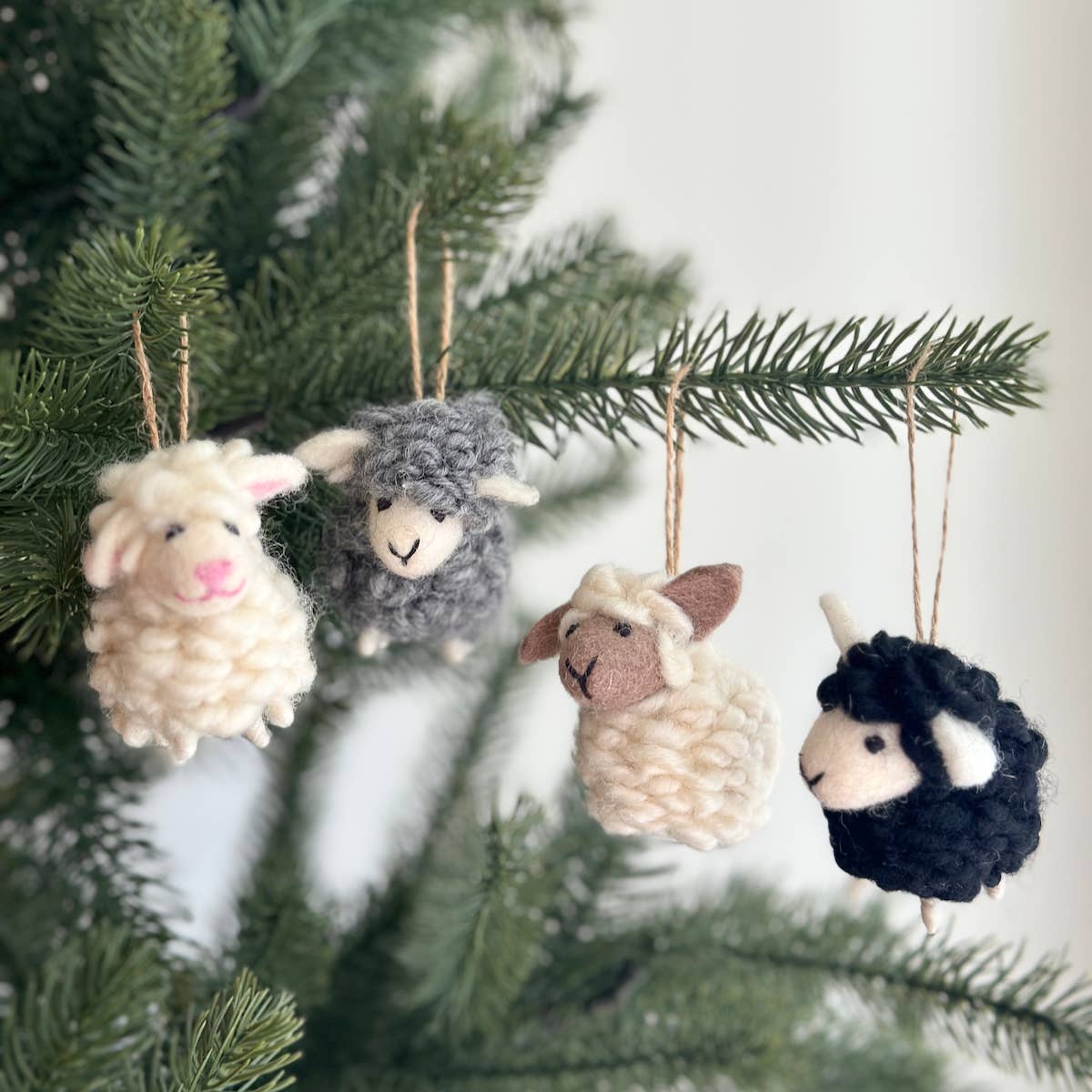 Felt Mini Fluffy Sheep Ornament: Black / Ornament