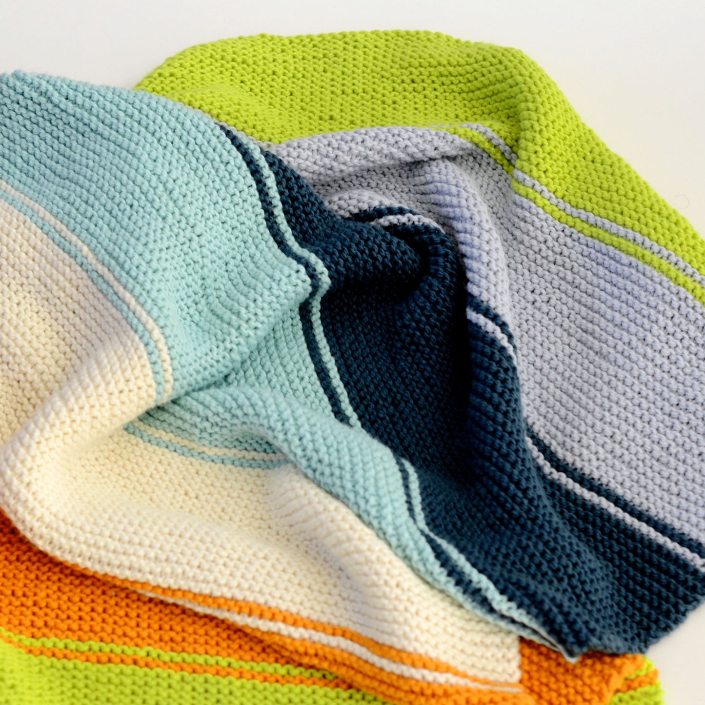 Not Quite Colorblock Blanket - Free Knitting Pattern Digital Download