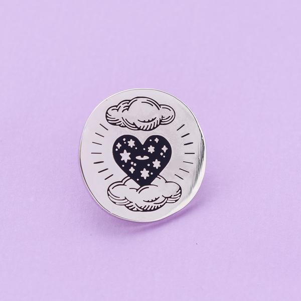 Claridad Mais2 Enamel Pin
