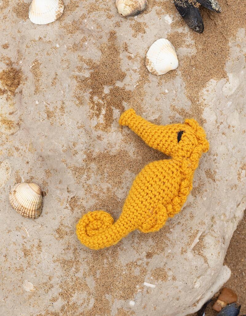 Mini Blanche the Seahorse Crochet Kit