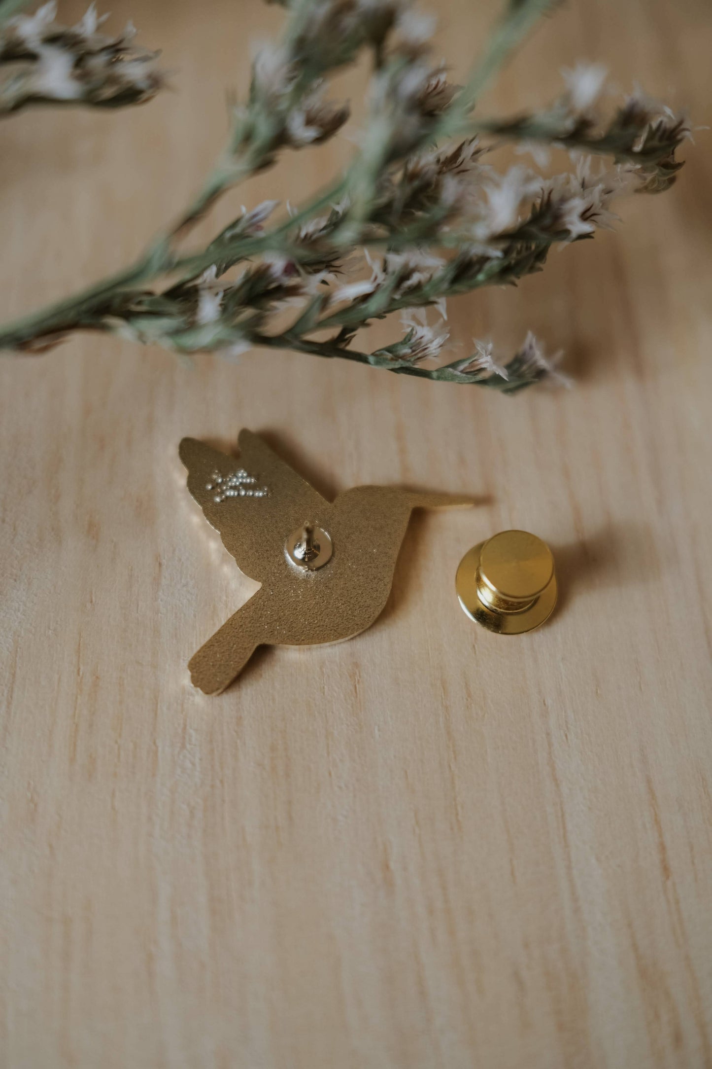 Hummingbird Enamel Pin (With Locking Clasp)