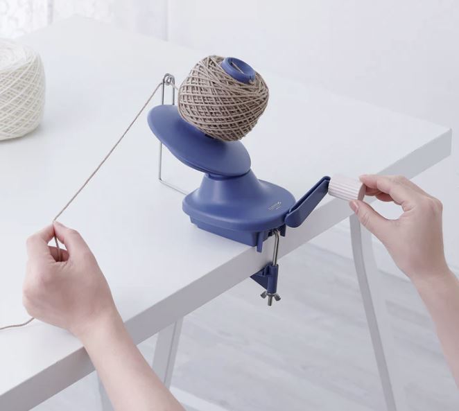 Clover Yarn Ball Winder