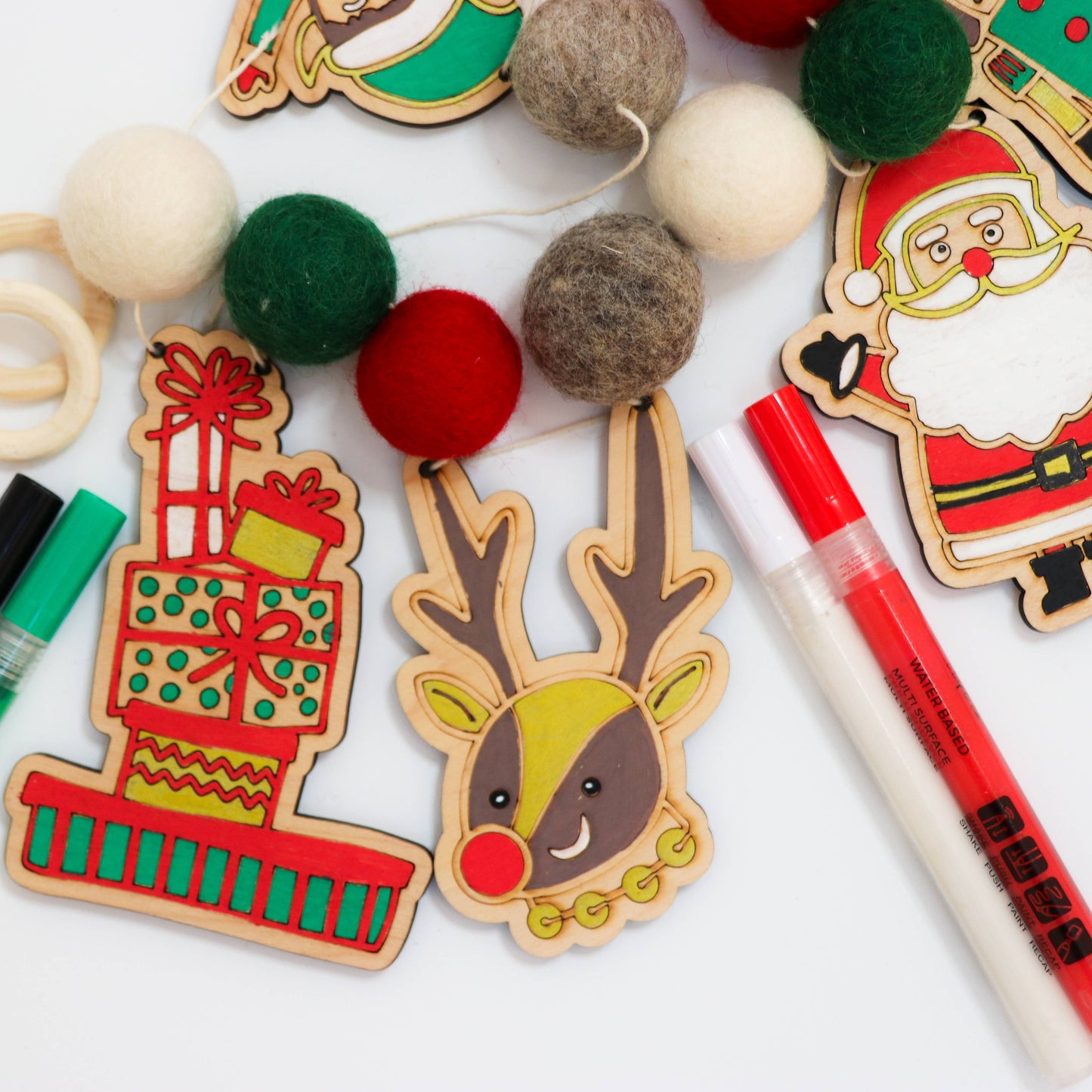 Christmas Spirit DIY Holiday Garland Kit