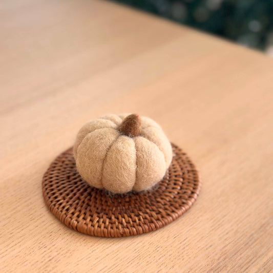 Felt Mini Pumpkin: Beige