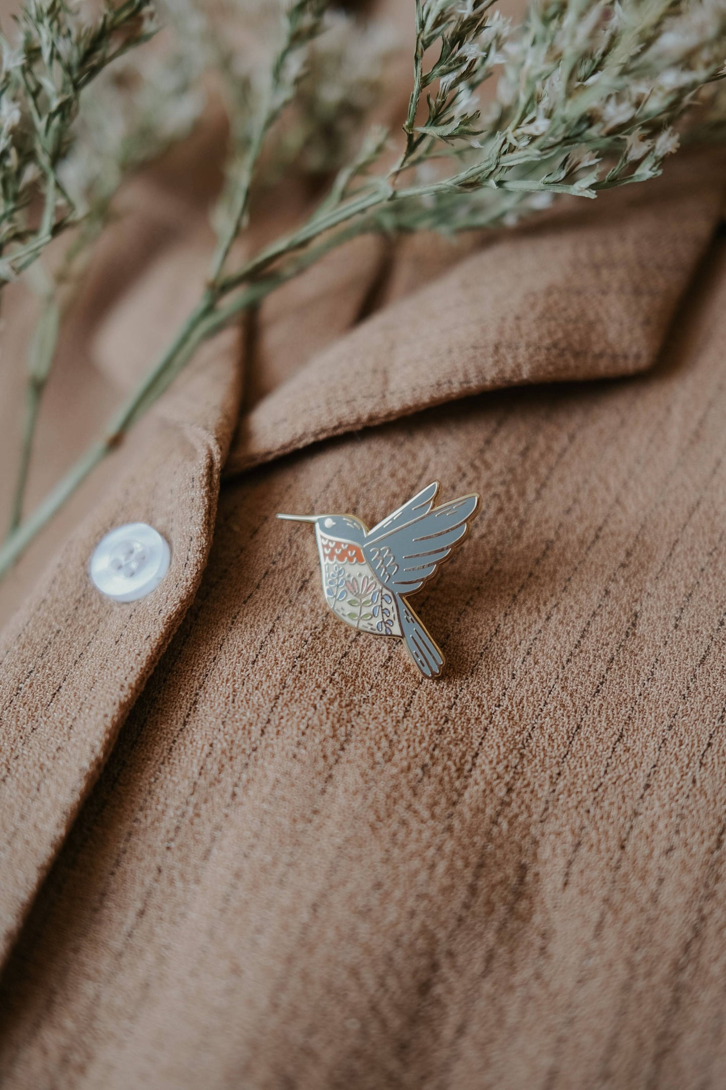 Hummingbird Enamel Pin (With Locking Clasp)