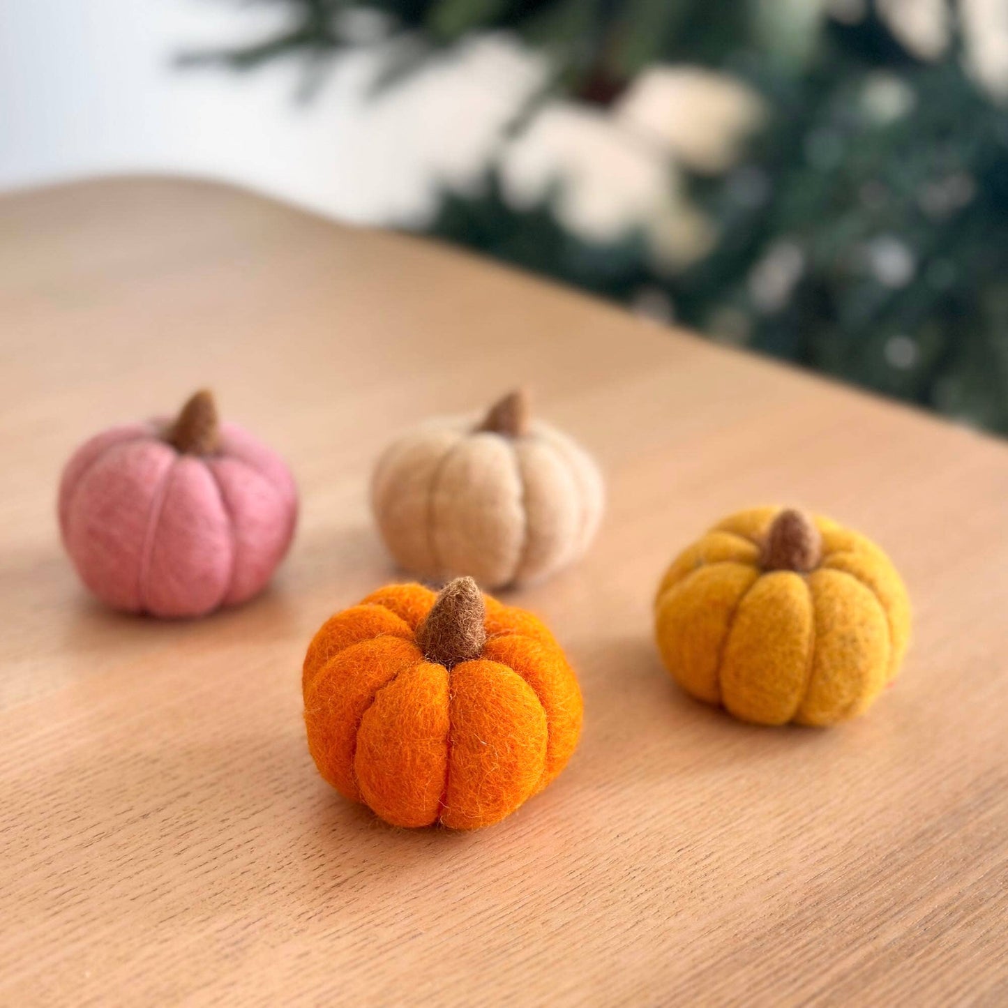 Felt Mini Pumpkin: Beige