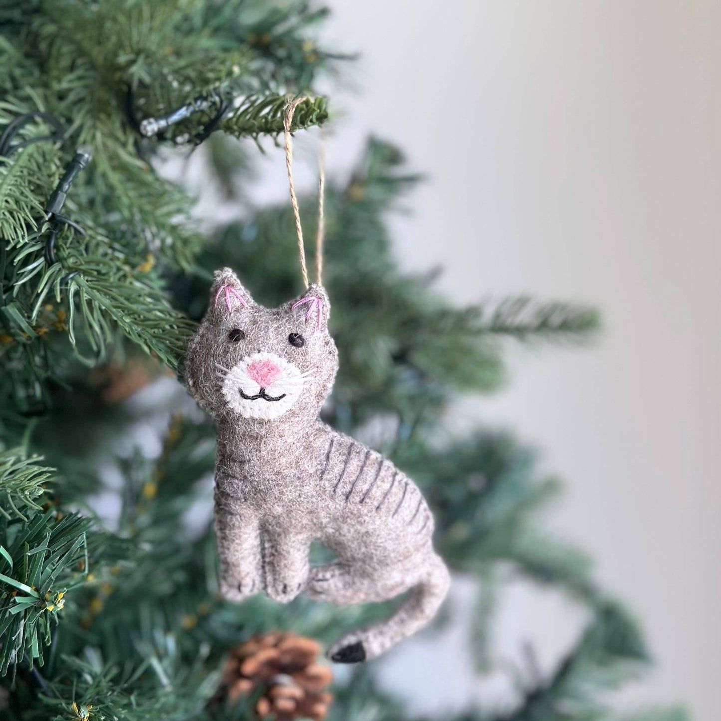 Felt Stitched Cat Ornament: Black Cat