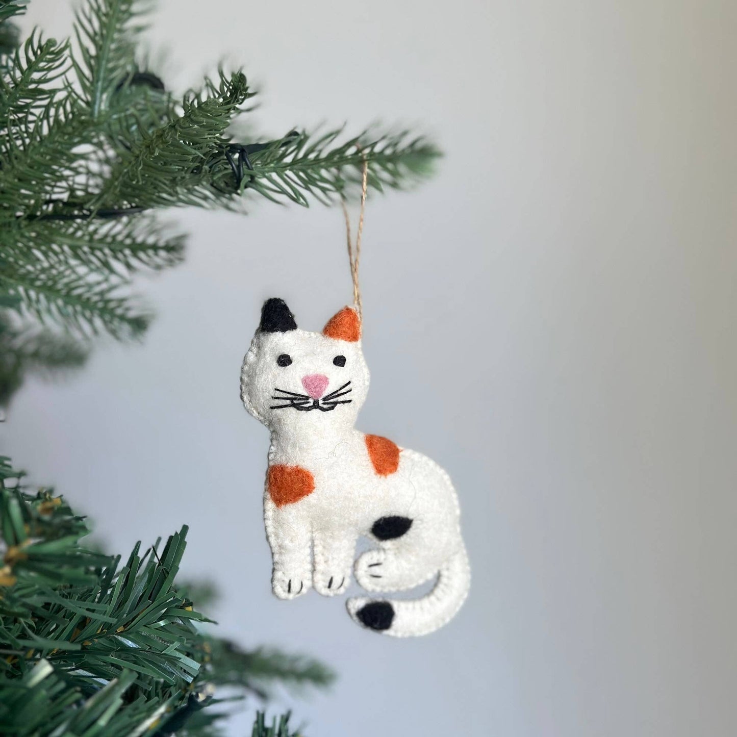 Felt Stitched Cat Ornament: Black Cat