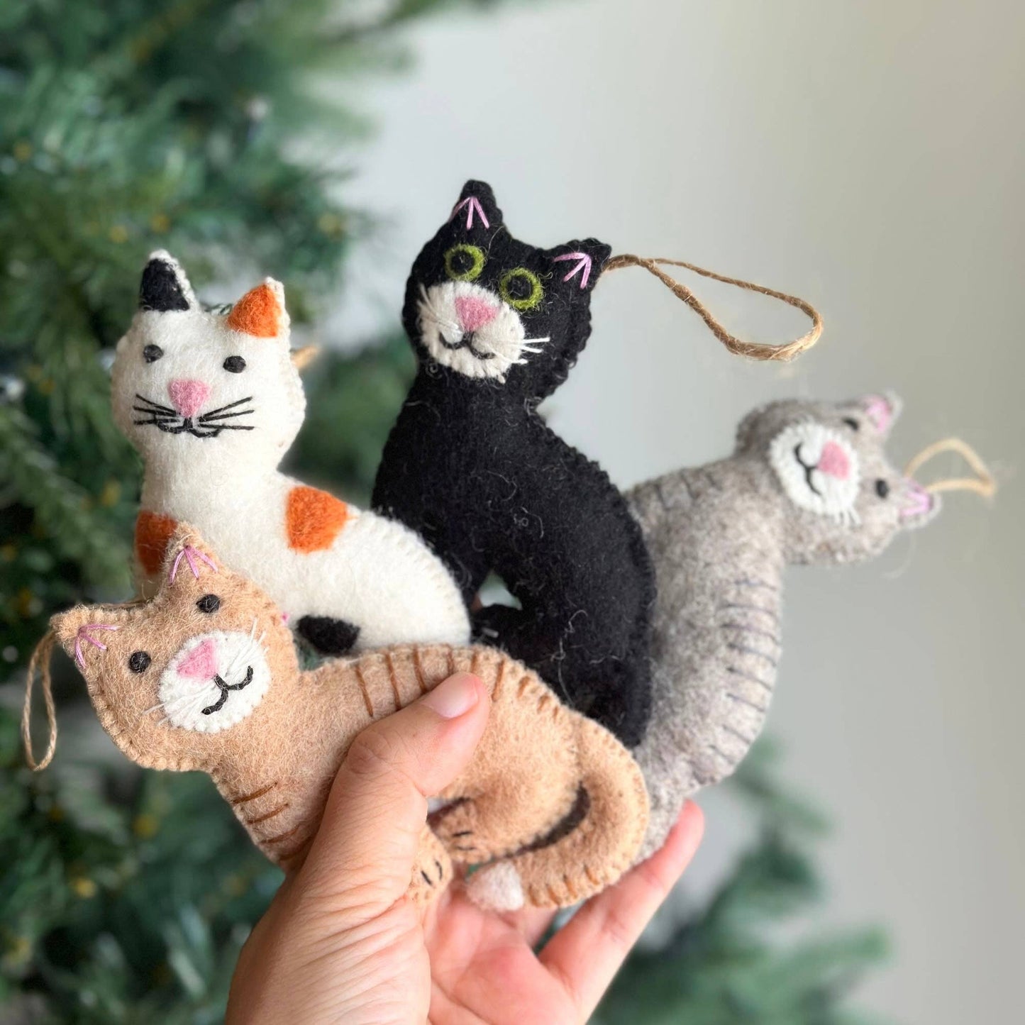 Felt Stitched Cat Ornament: Black Cat