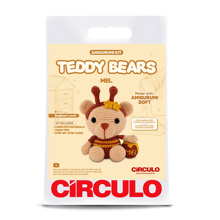 Circulo amigurumi kit packaging for teddy bears with a bear plush toy illustration.