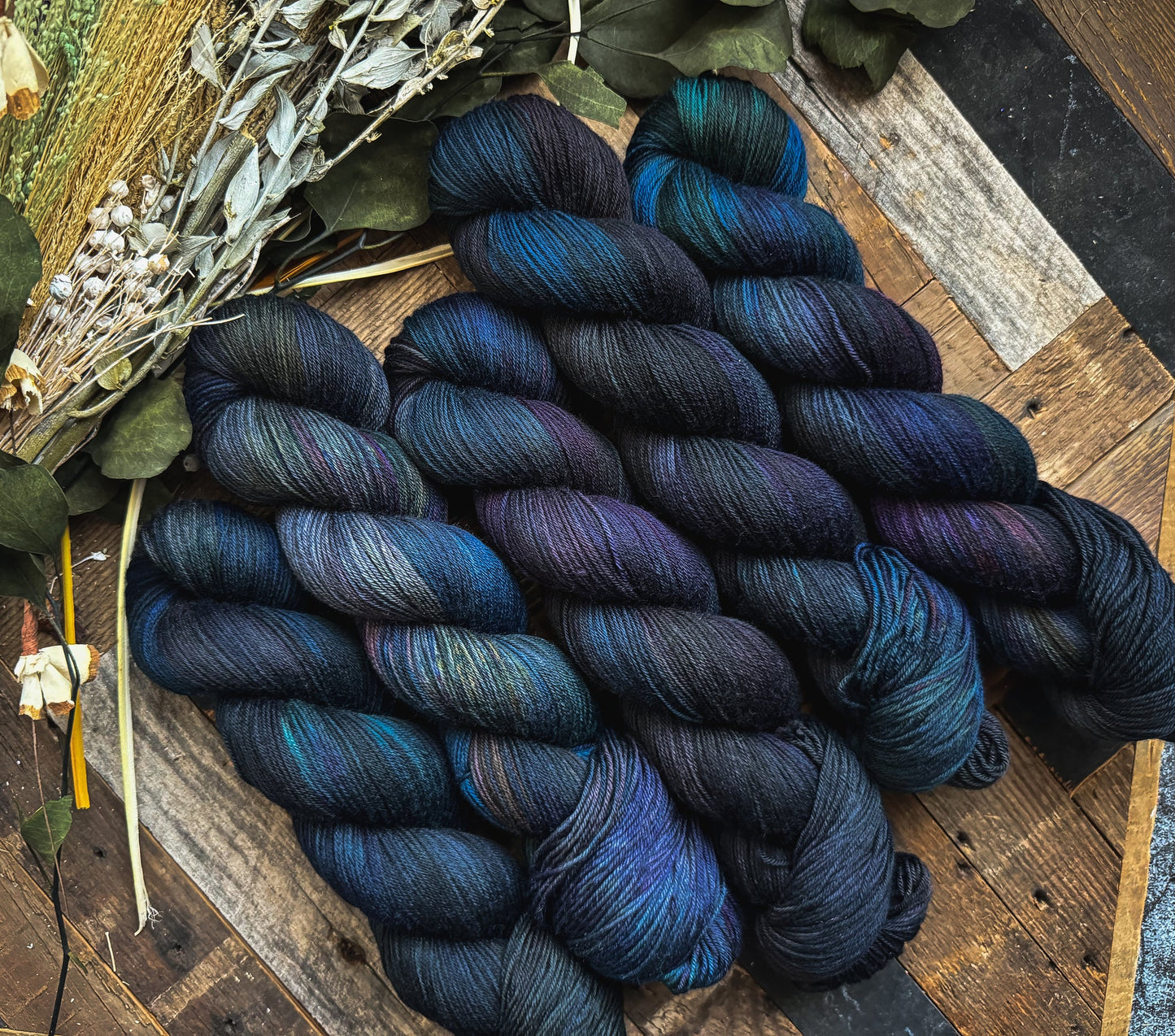 Dragon Hoard Yarn - Myth Fingering