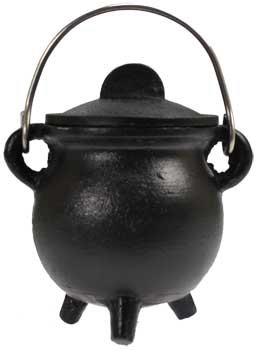 Cast Iron Cauldron with Lid