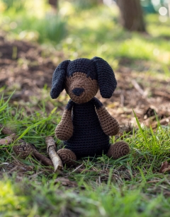 Rosie the Dachshund Crochet Kit