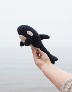 Florence the Orca Crochet Kit