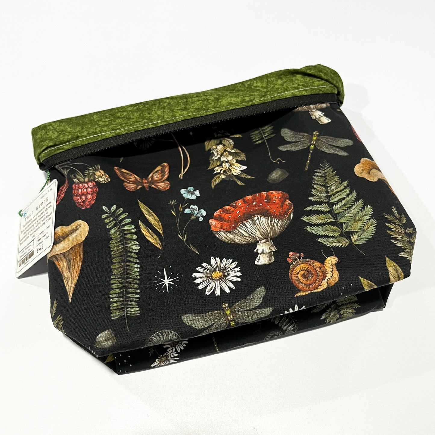 Exclusive Mushrooms on Black Project Bags by Stitched by JessaLu