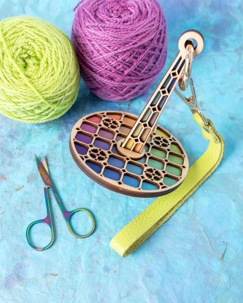 Grisaille - Mini Yarn Minder by Lemonwood