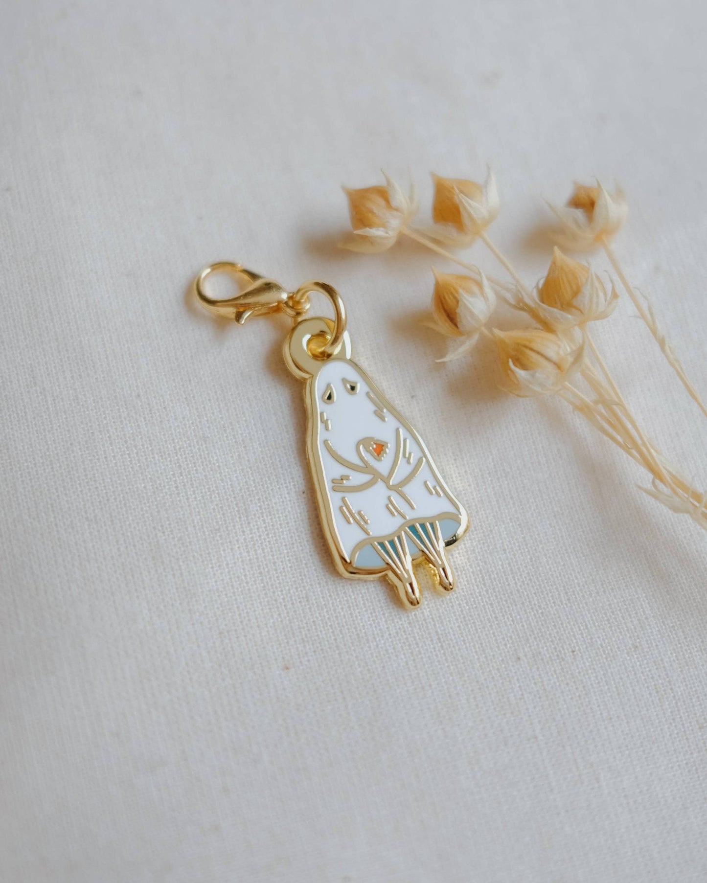 Shy Ghost Stitch Marker