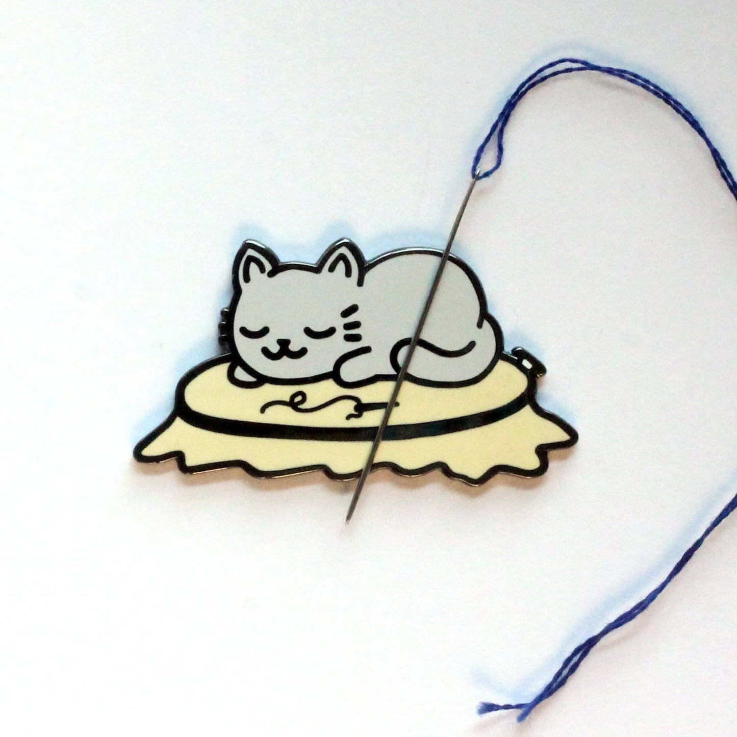 Sleepy Kitty On Embroidery Hoop Enamel Needle Minder