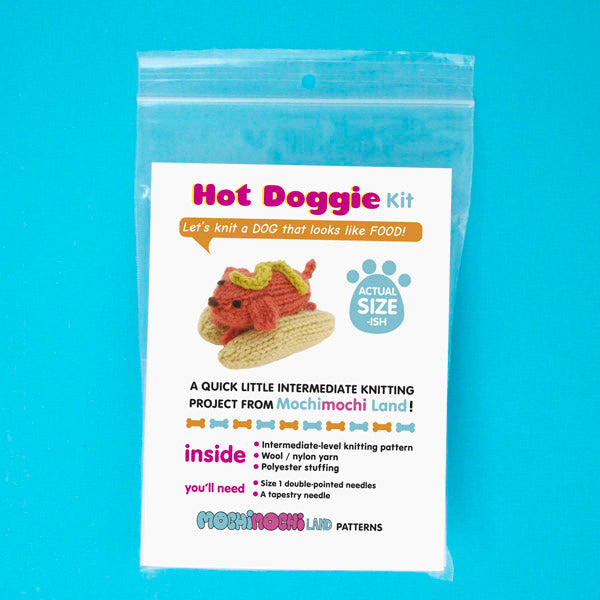 Hot Doggie Knitting Kit by Mochimochi Land