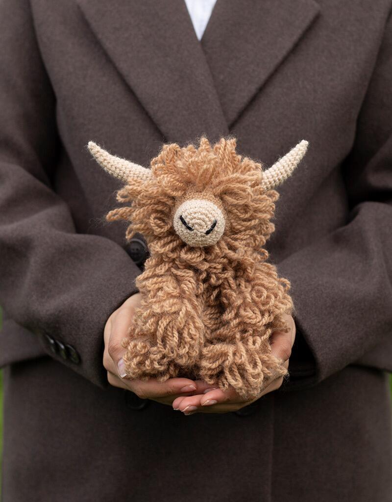 Morag the Highland Cow Crochet Kit