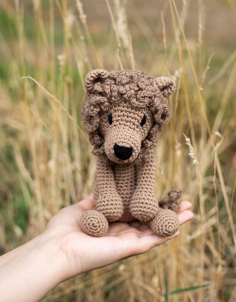 Rufus the Lion Crochet Kit - Beginner!