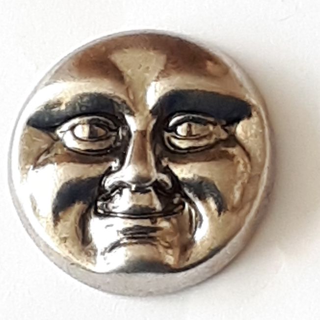 390307 - Pewter Moon Face Button